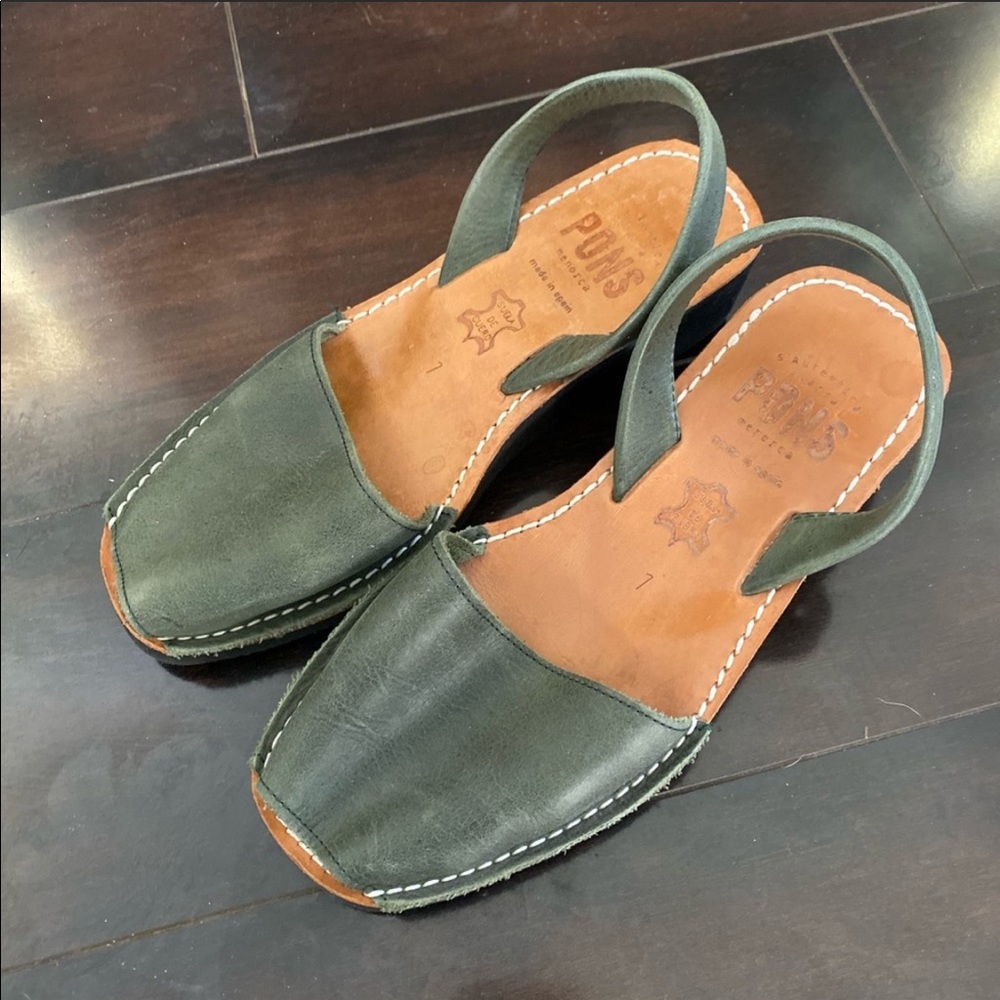 AVARCAS PONS — wedge sandal in forest green
